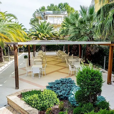 Vittoria Hotel